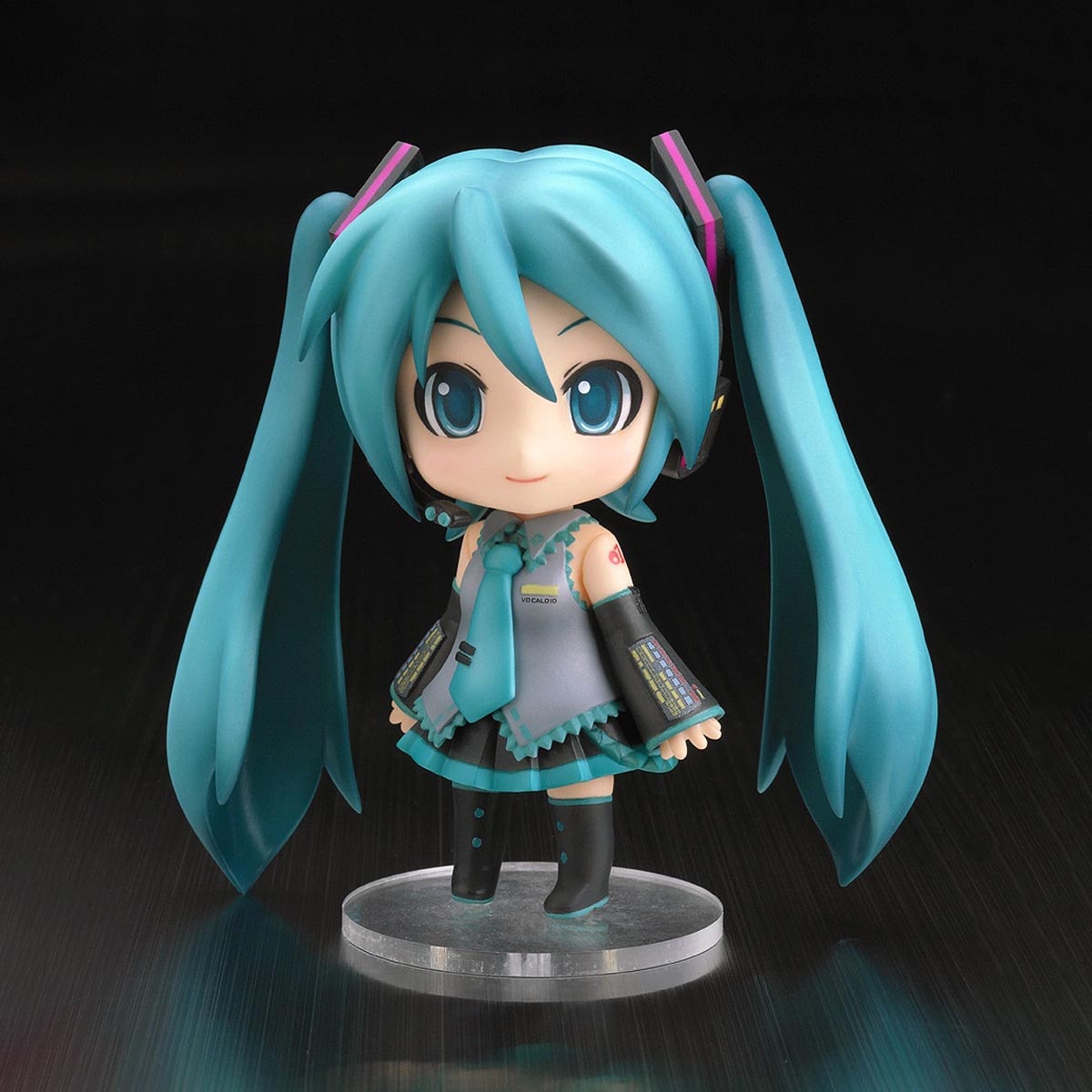 Hatsune Miku V1 Ver. Nendoroid