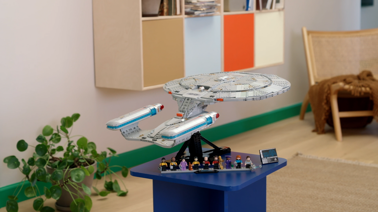 Lego Star Trek: U.S.S. Enterprise NCC-1701-D