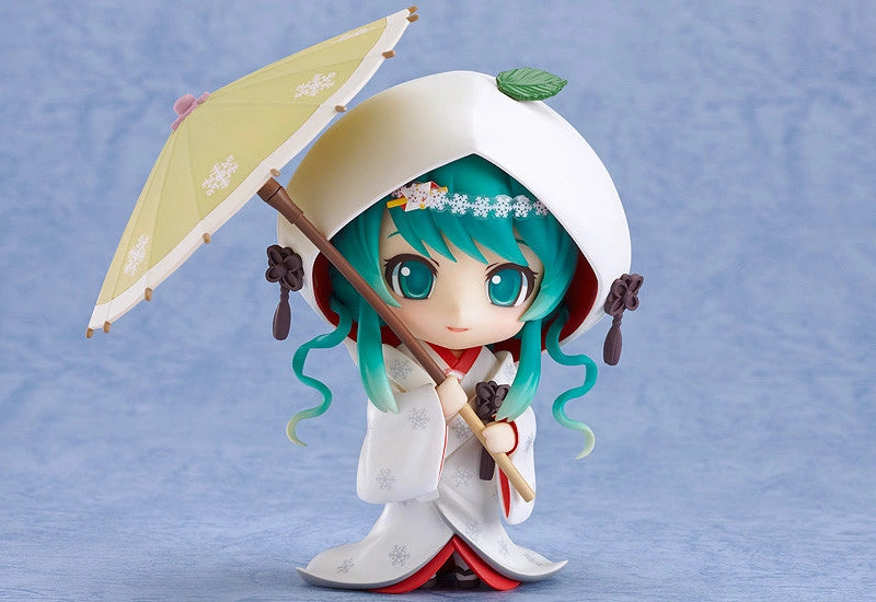 Snow Miku: Strawberry White Kimono Nendoroid