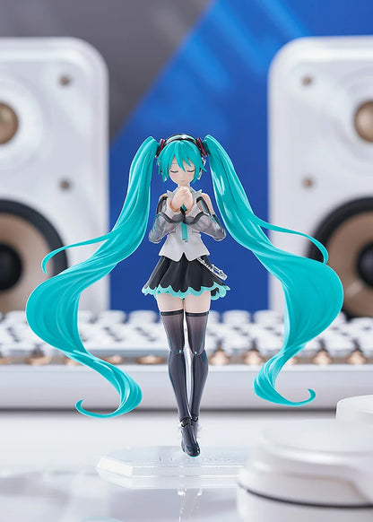 Hatsune Miku NT Figma