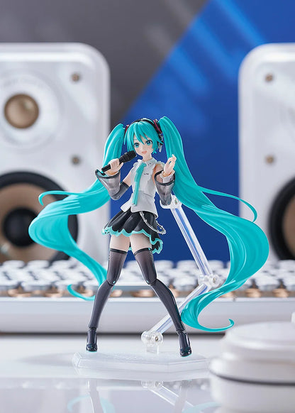 Hatsune Miku NT Figma