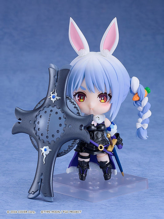 Hololive Usada Pekora - Mash Kyrielight Version Nendoroid