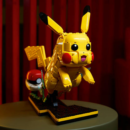 72152 LEGO® Pokémon Pikachu and Poké Ball